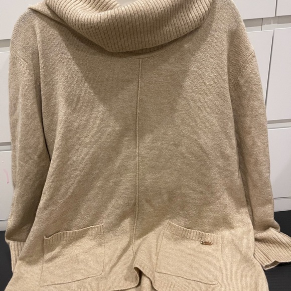 Calvin Klein turtle neck cream colored size XL - Picture 2 of 4